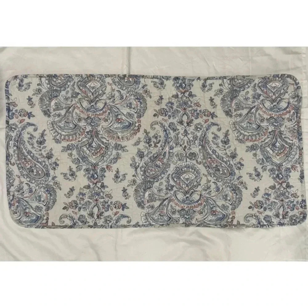 Rachel Ashwell Quilted Pillow Covers Paisley Floral
Blue White Size 21x37 Set - Picture 3 of 10